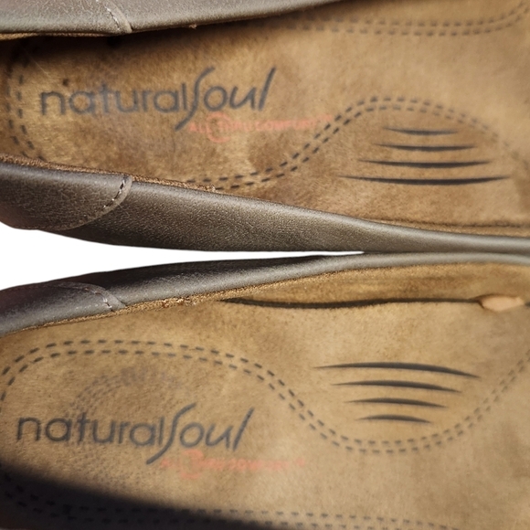 Natural soul by Naturalizer round toe ballet flats Neutral Taupe Women Size 6.5 - Picture 5 of 8